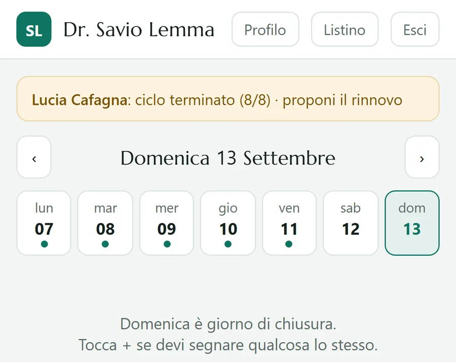 L'agenda di domenica con la scritta: Domenica è giorno di chiusura.